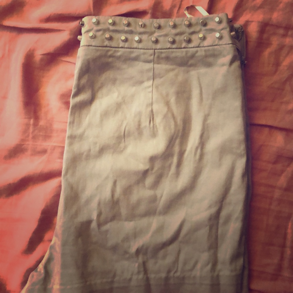Chic studded Shorts